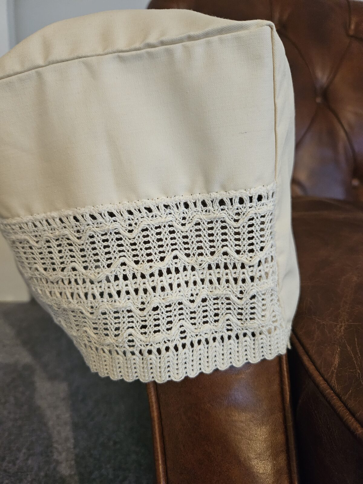 Non slip lace arm cap cover