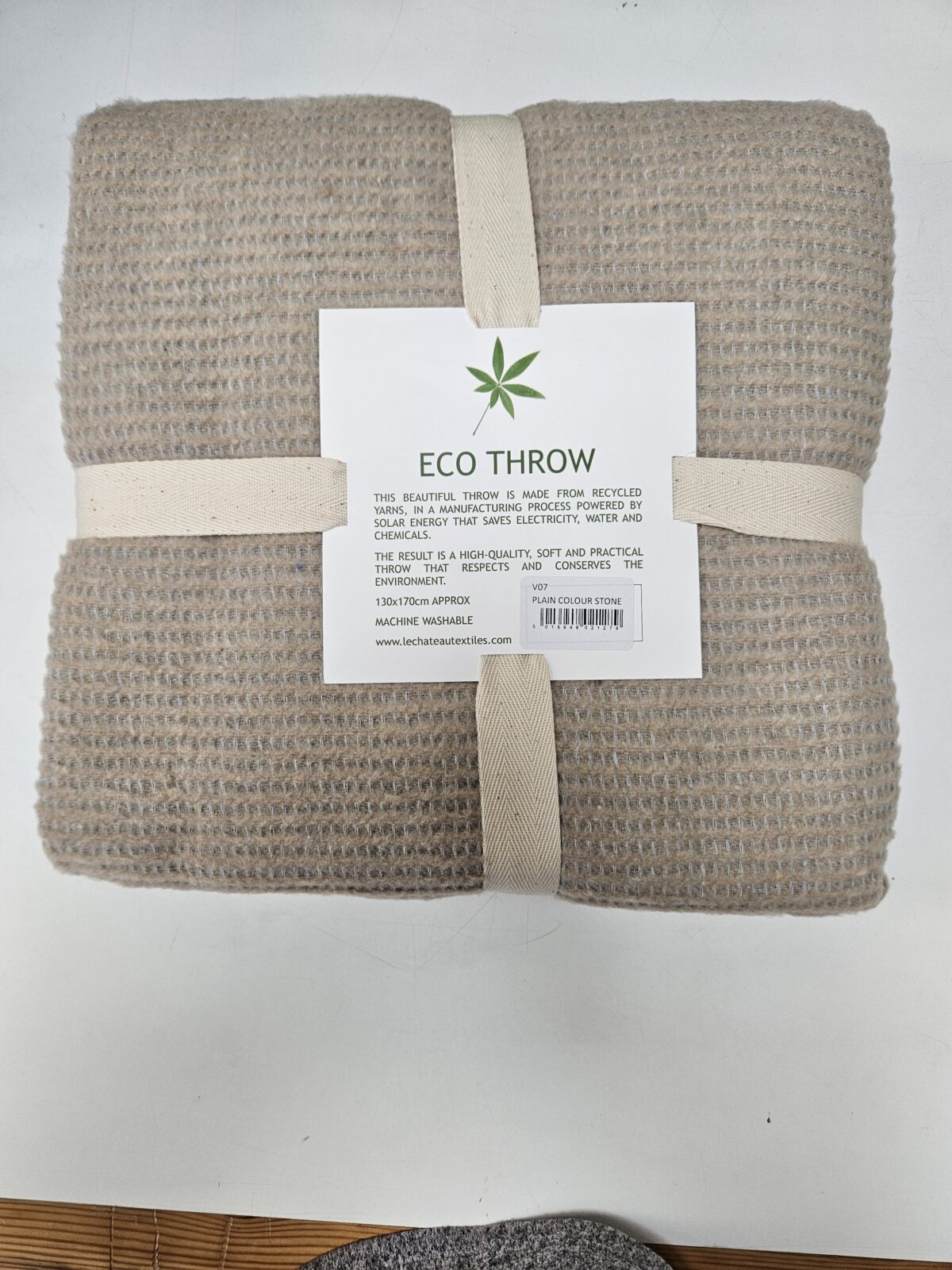 ECO Throw Stone Plain