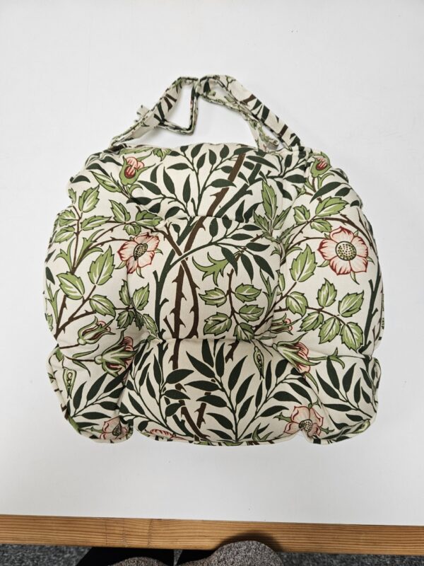 Sweet Briar - Piped Seat Pad