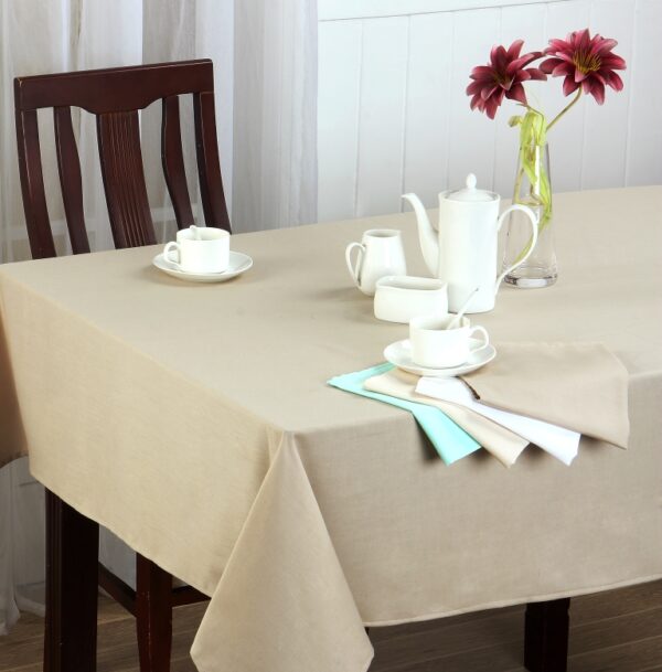 Easy Care Fabric Tablecloths